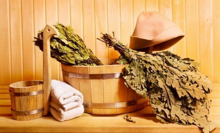 how-to-select-the-perfect-bath-broom-for-a-relaxing-sauna-session