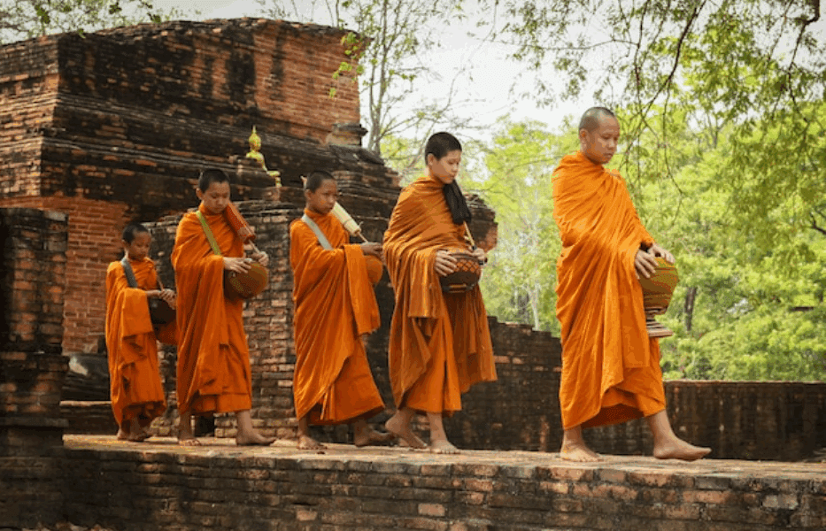 sanctuaries-of-the-soul:-the-meaning,-history,-and-spiritual-power-of-homes-for-monks